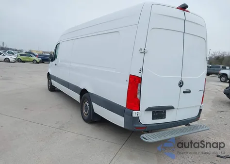 2019 Mercedes-Benz Sprinter 2500 High Roof V6 z USA, uszkodzony, nr VIN WD4PF1CD3KT008408